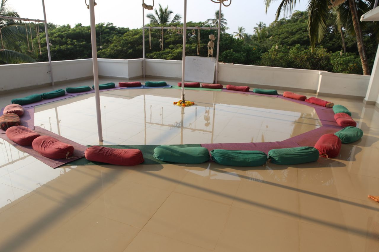 Yoga space in Goa shala